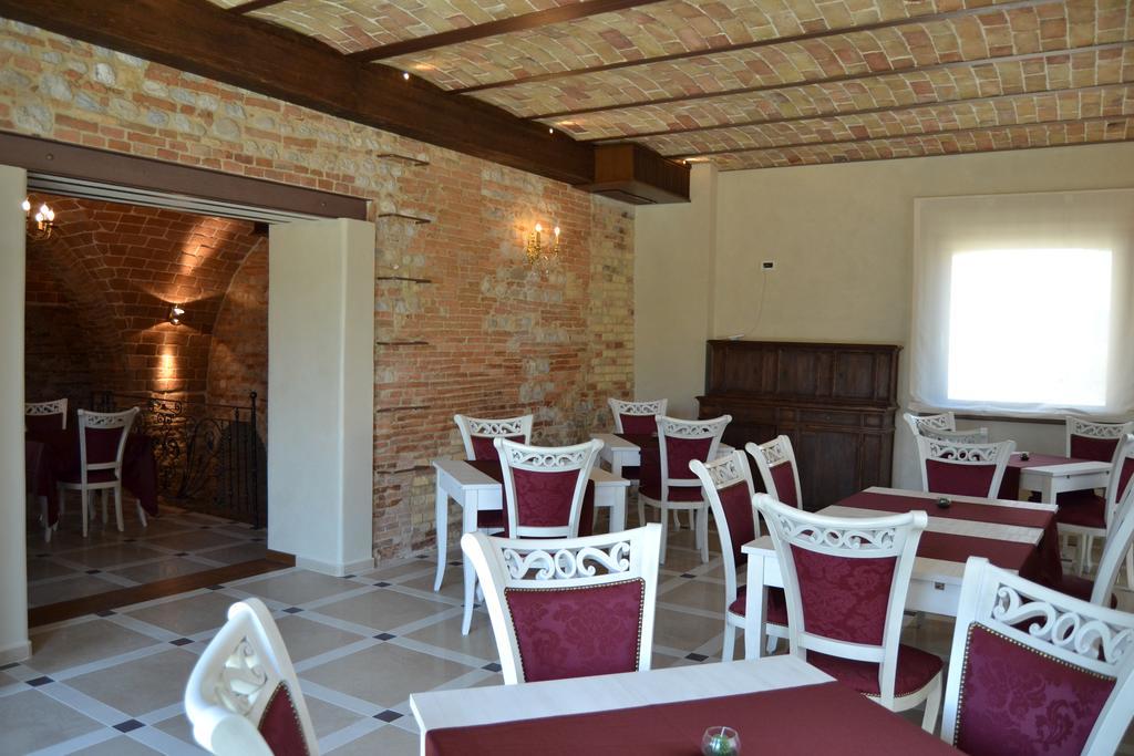 Agriturismo De Luca Mozzagrogna ภายนอก รูปภาพ