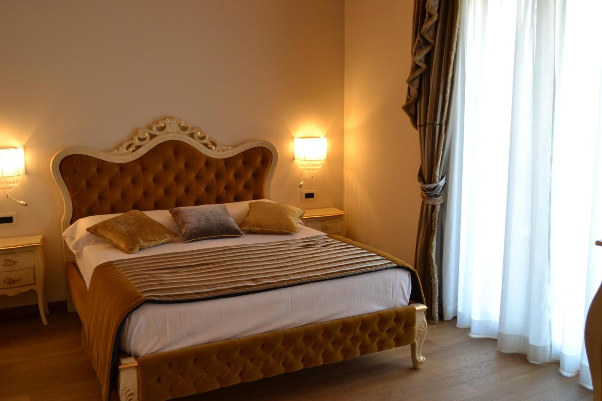 Agriturismo De Luca Mozzagrogna ภายนอก รูปภาพ