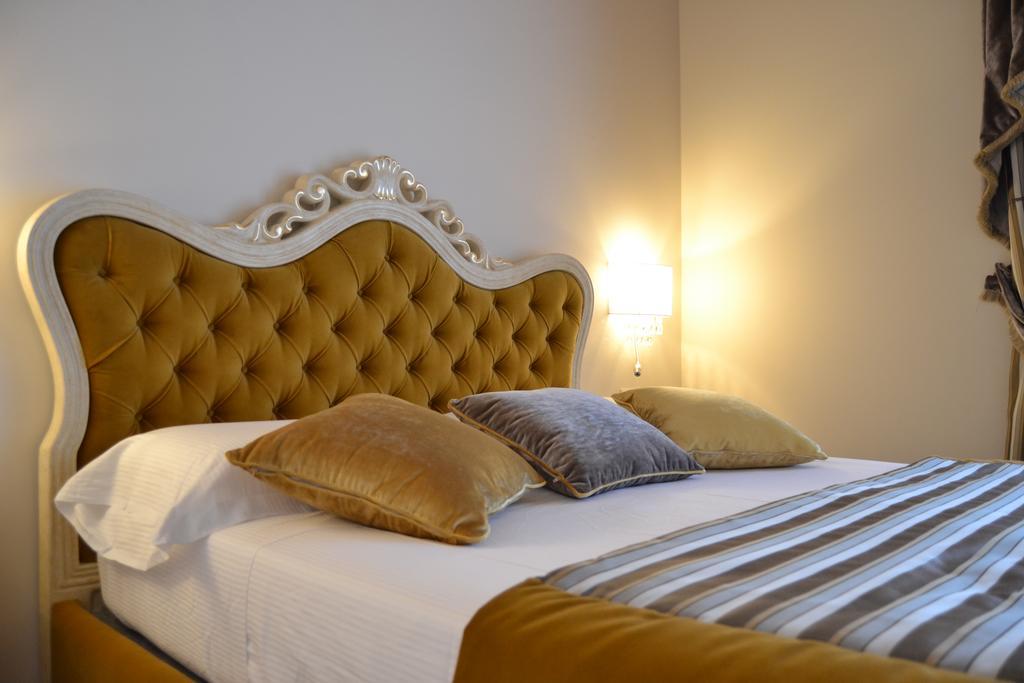 Agriturismo De Luca Mozzagrogna ภายนอก รูปภาพ